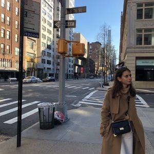 Meet your Posher, Albane